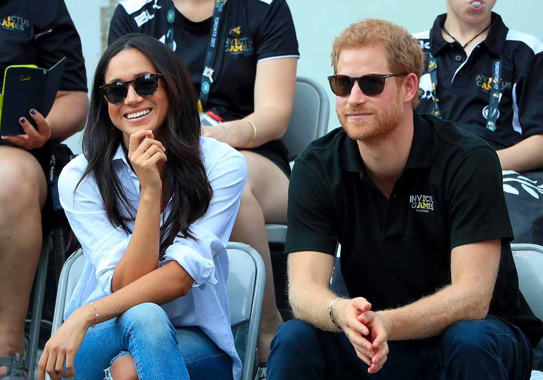 Prince Harry Et Meghan Markle Première Sortie Officielle Main Dans La Main Elle 