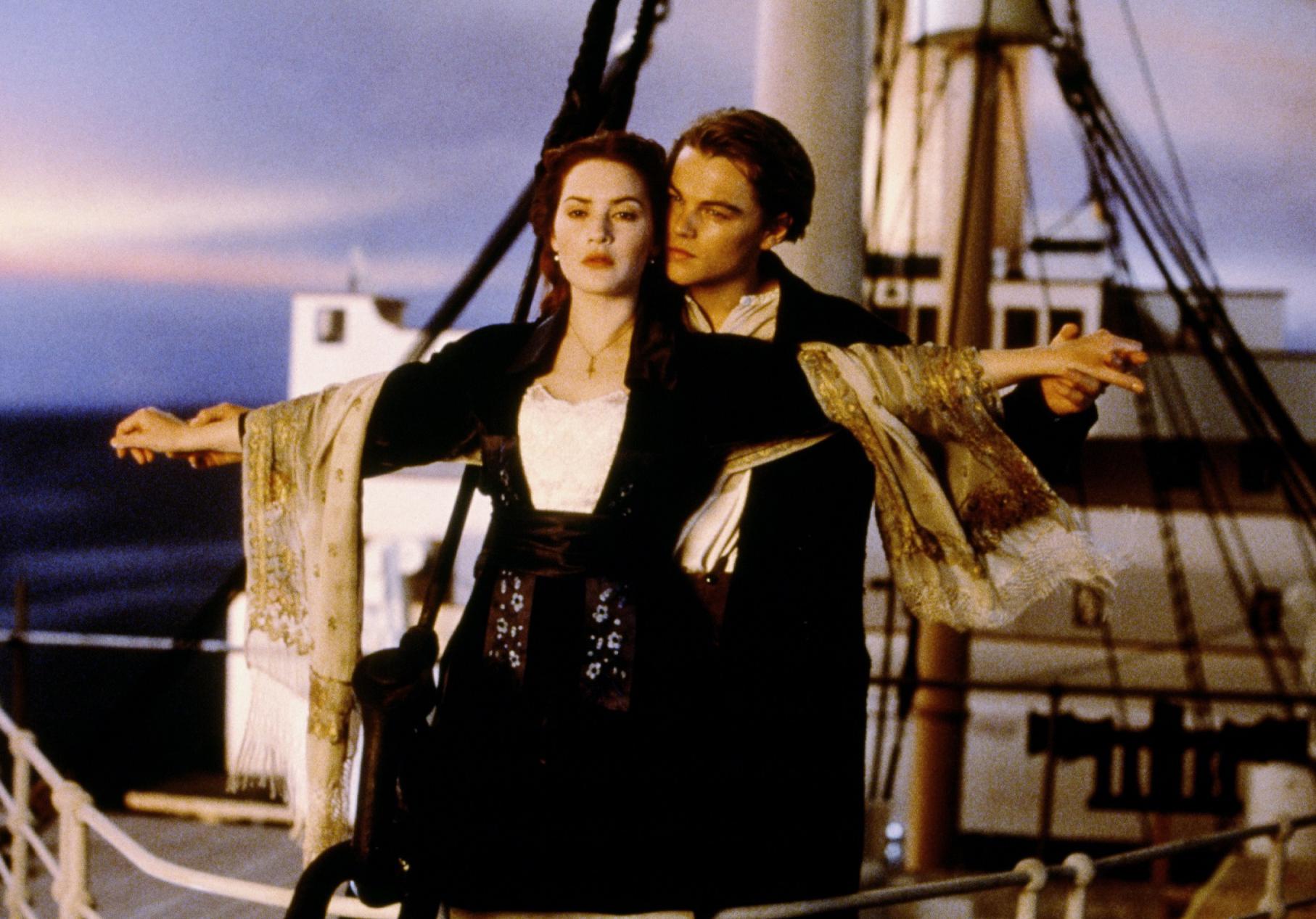 Quand Kate Winslet rejoue la célèbre scène de Titanic Elle
