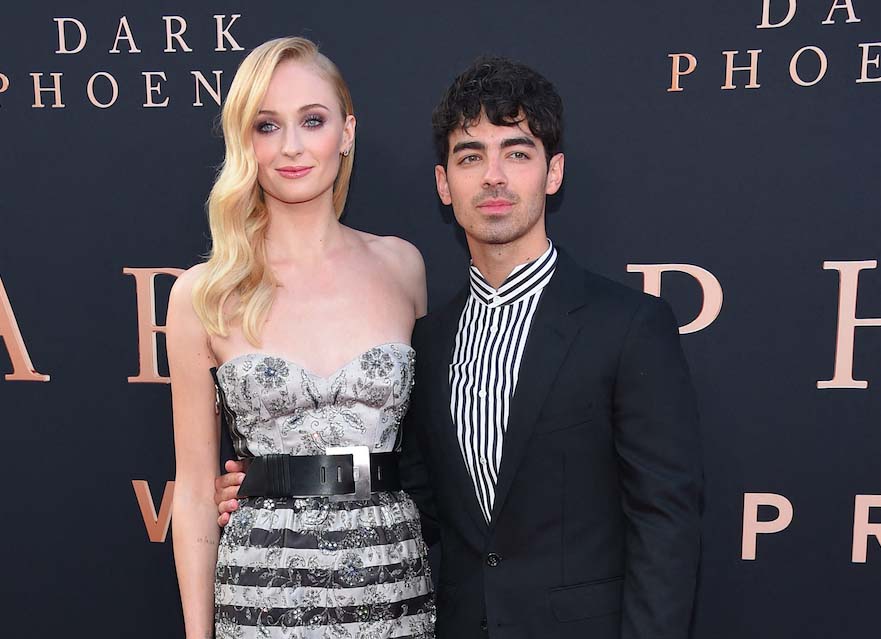 Haute Couture Fall 2021 Street Style: Sophie Turner and Joe Jonas - STYLE  DU MONDE