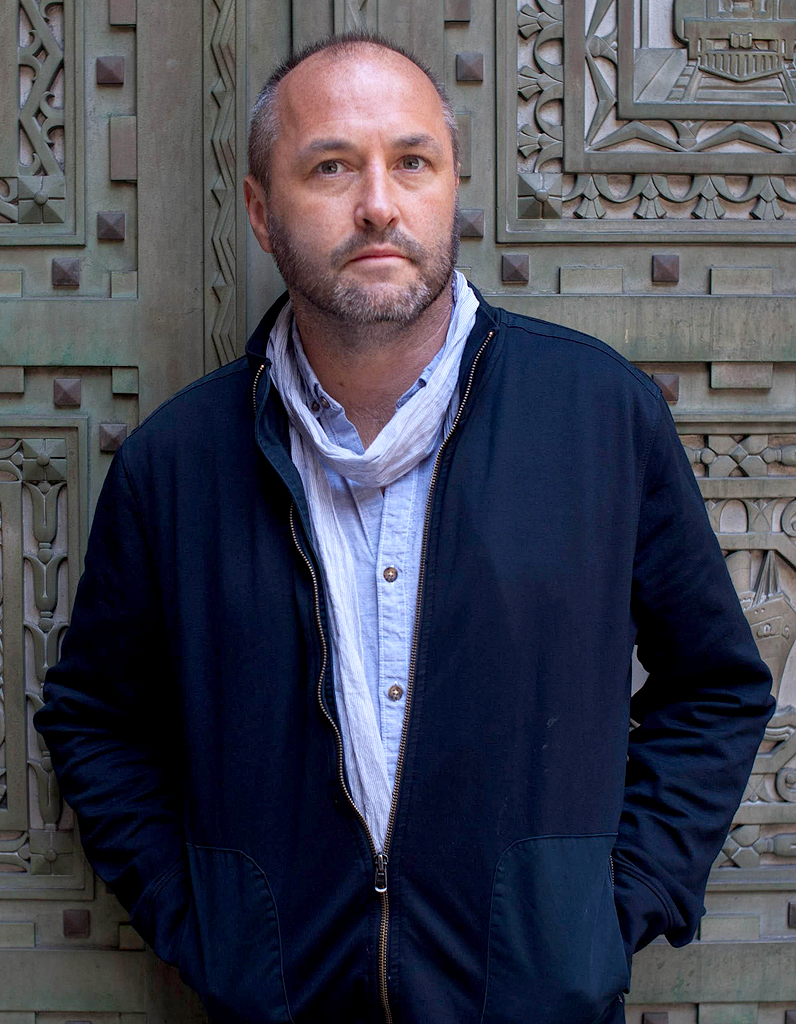 Colum McCann Sa bio et toute son actualité Elle