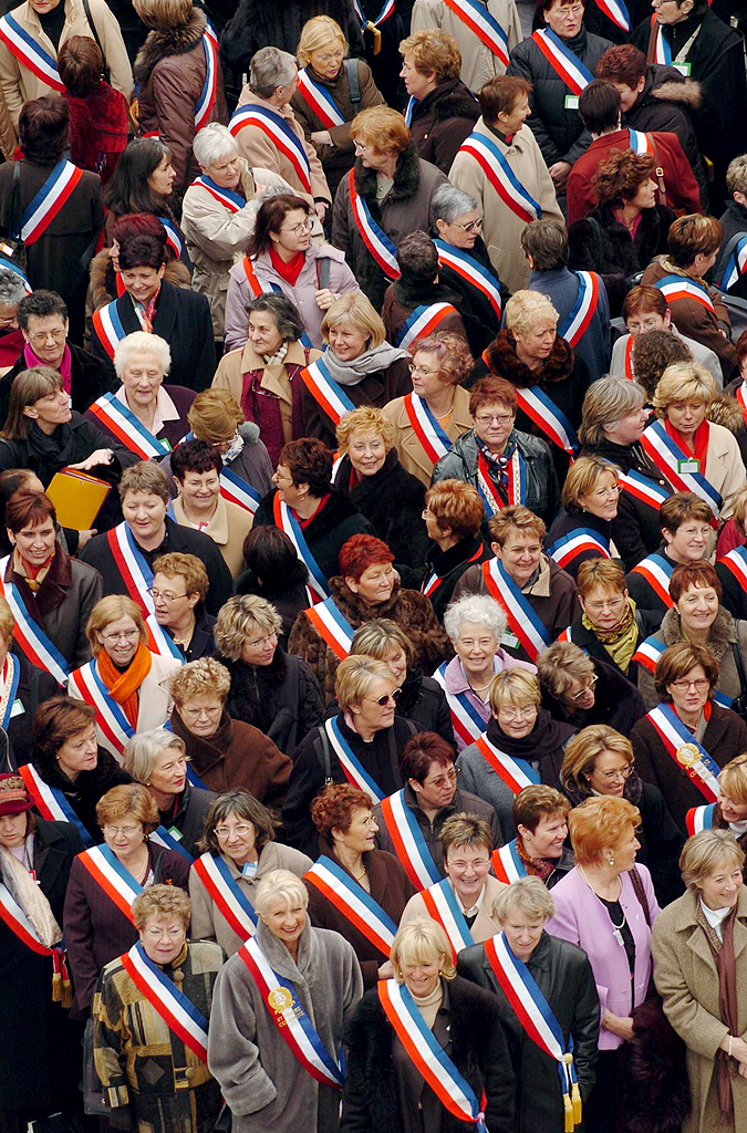 Article 93-3 De La Loi Du 29 Juillet 1982