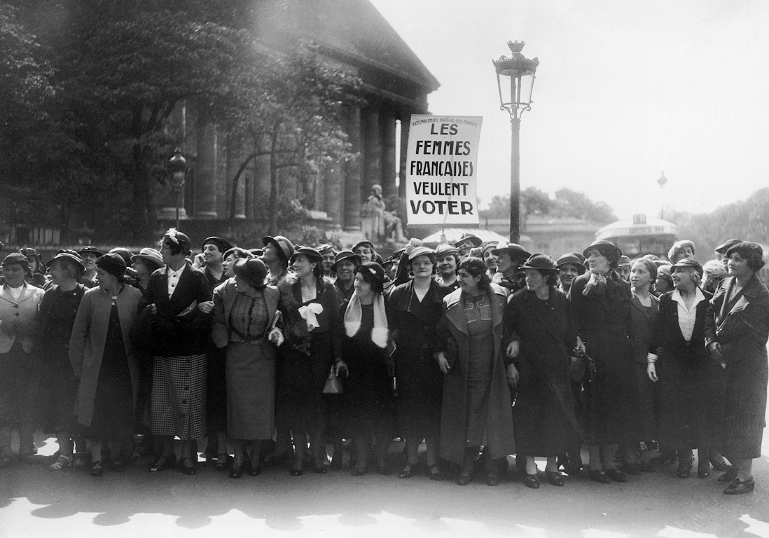 En Images, Les 70 Ans Du Droit De Vote Des Femmes - Elle