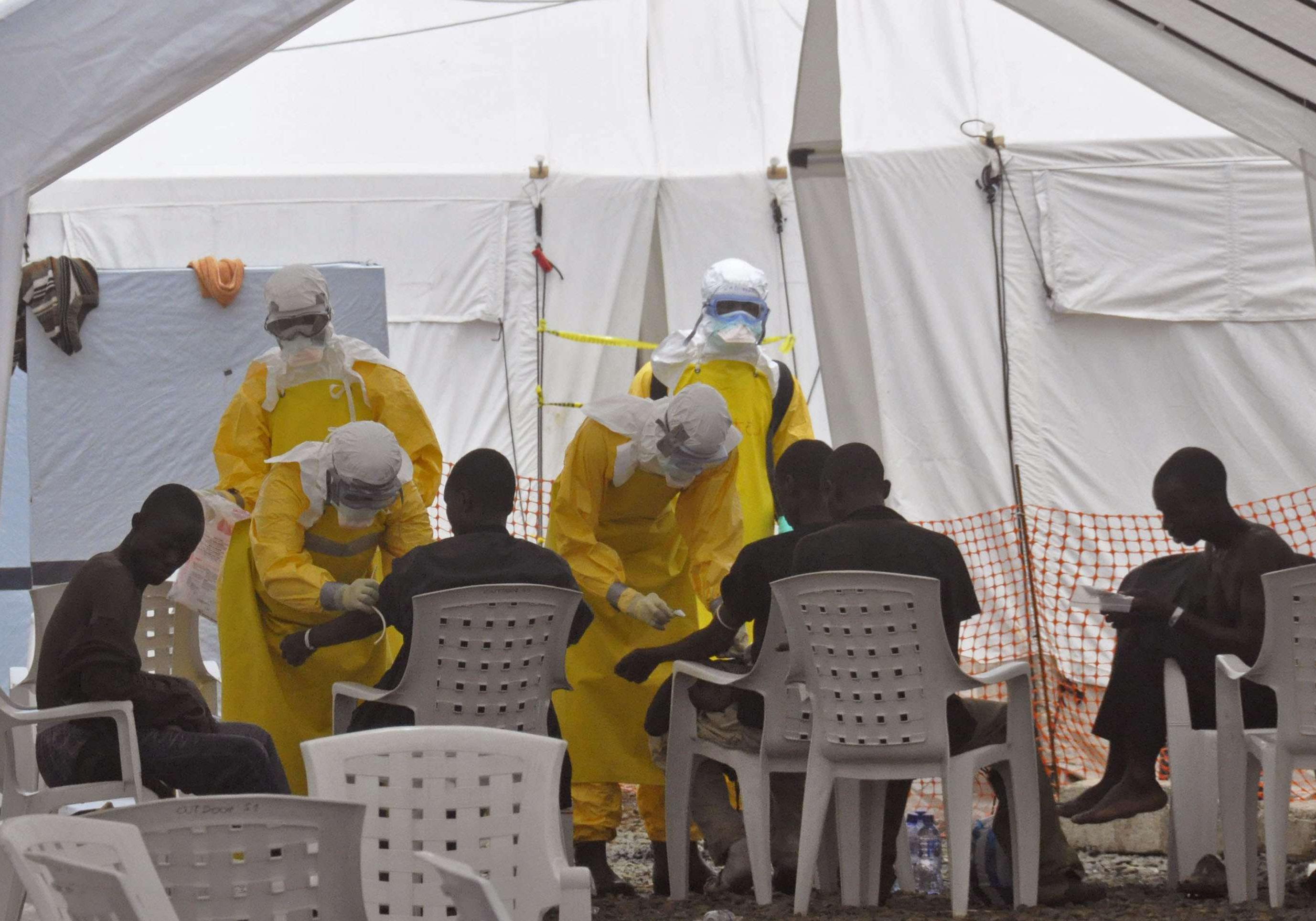 La France Va Elle Etre En Guerre Une volontaire de MSF infectée par le virus Ebola va être rapatriée en