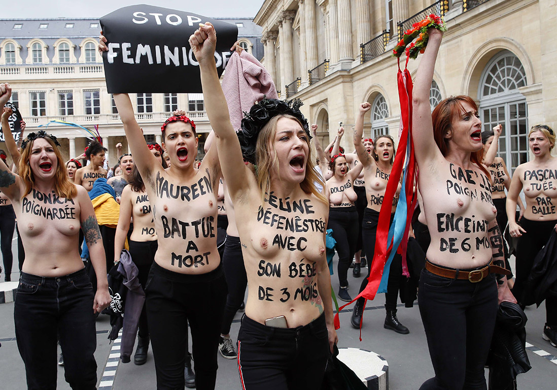 Femme politique nues