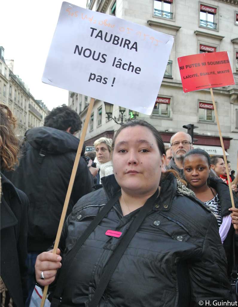 Viols En Pleine Rue à Paris Où Sont Les Féministes Viols collectifs : les féministes nombreuses à manifester - Elle